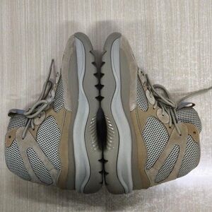 Men's yzy dsrt boots size 10